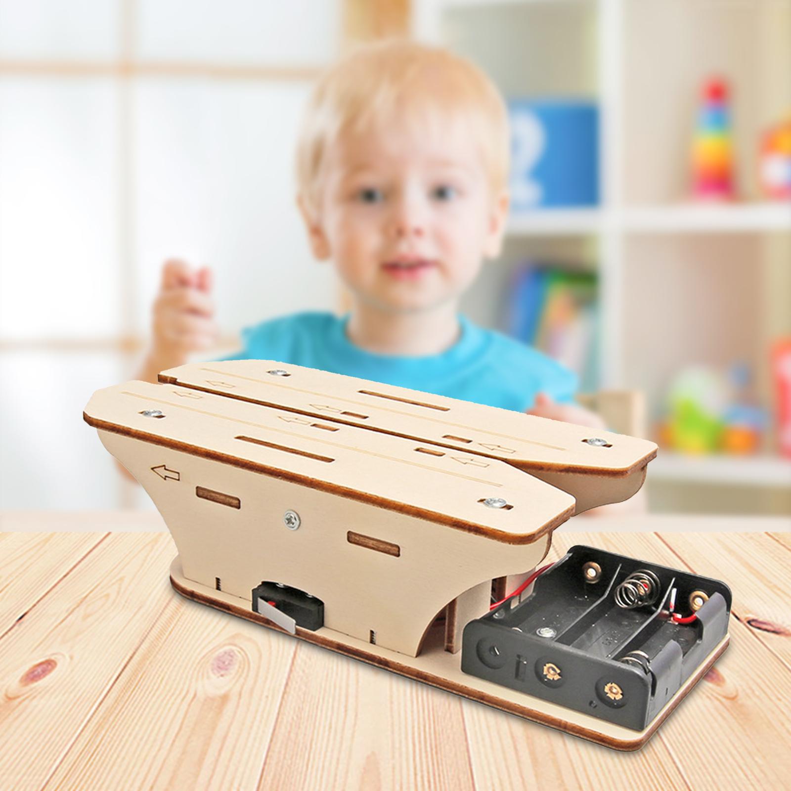Lanciatore di aeroplani di car - Stem Robotics Kit recensione e prezzo